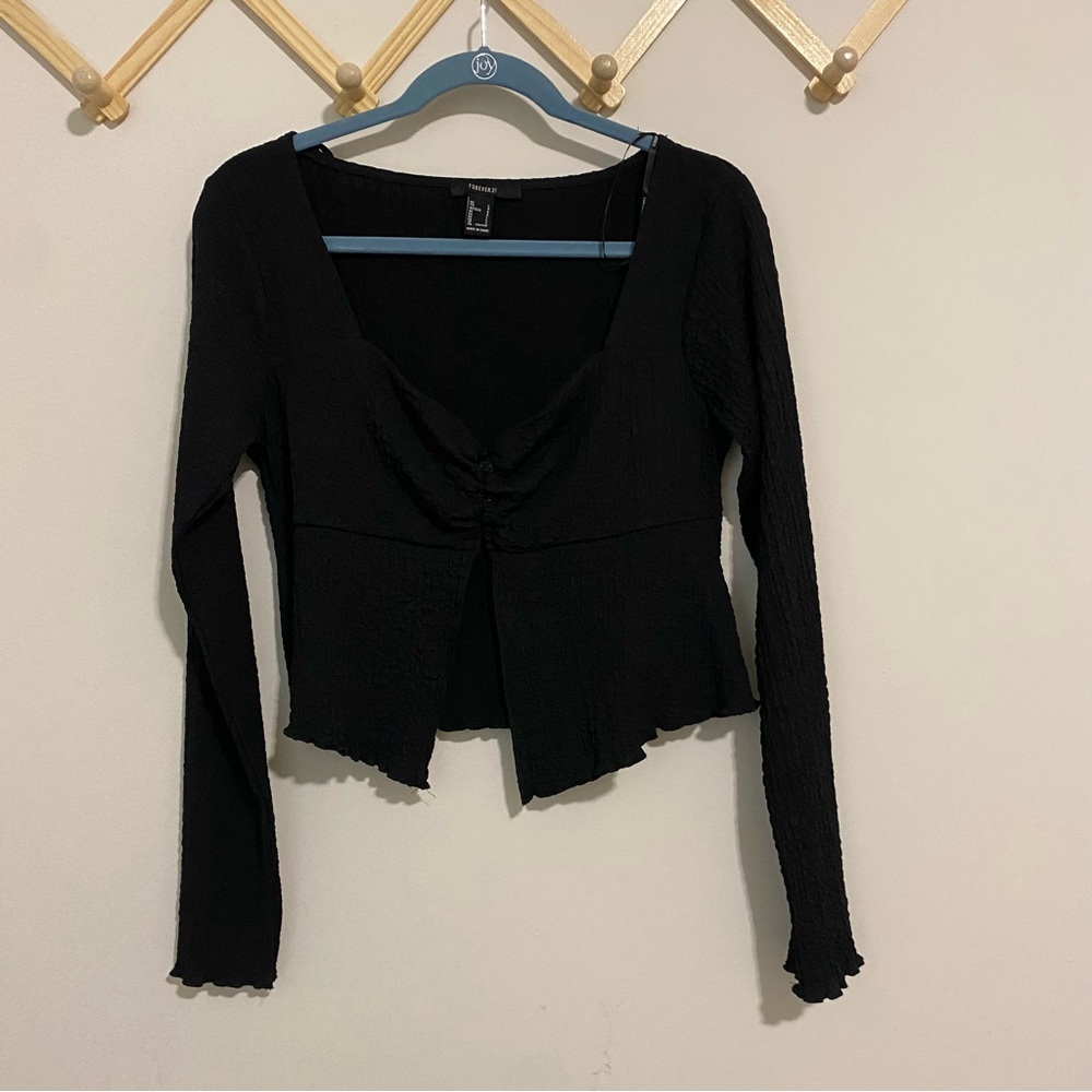 Forever 21 Black Long Sleeve Open Front Top size Large